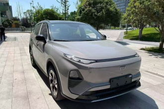 奔腾 悦意07 2025款 210km 乐享版