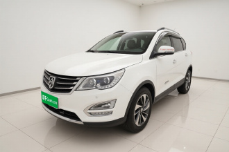 宝骏560 2015款 1.8L 手动豪华型