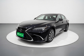雷克萨斯ES 2025款 200 臻享版