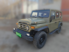 BAW北汽制造 212经典 2023款 狙击手 2.4T 手动轻装款