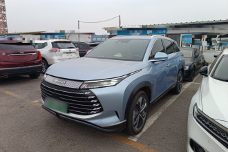 比亚迪 护卫舰07 2023款 DM-i 205KM 尊贵型