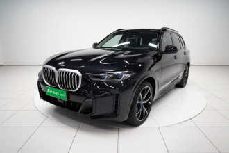 宝马X5 2023款 xDrive 30Li 尊享型M运动曜夜套装