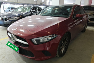 奔驰A级(进口) 2022款 改款二 A 200 时尚型