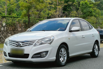 现代 悦动 2015款 1.6L 自动舒适型