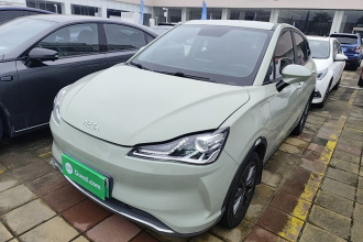 哪吒汽车 哪吒V 2022款 潮 400 Lite