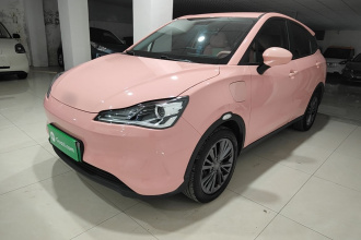 哪吒汽车 哪吒V 2022款 潮 400 Lite 粉色定制款