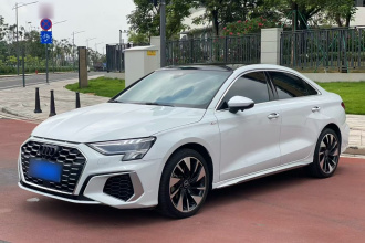 奥迪A3 2022款 A3L Limousine 35 TFSI 时尚运动型