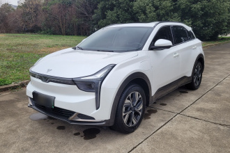 哪吒汽车 哪吒U 2022款 智400 Pro 三元锂