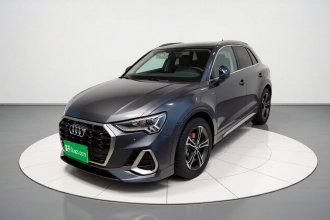 奥迪Q3 2020款 45 TFSI quattro 时尚动感型