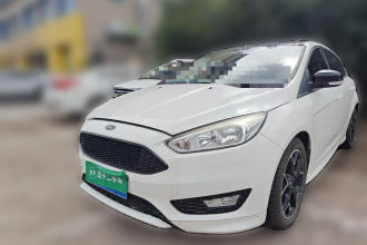 福特 福克斯 2015款 两厢 EcoBoost 180 自动精英型
