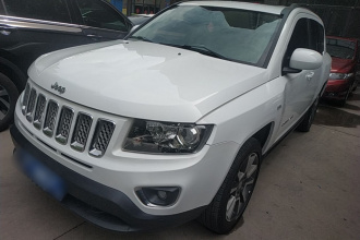 Jeep 指南者(进口) 2014款 改款 2.4L 四驱豪华版