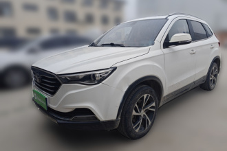 奔腾X40 2019款 1.6L 自动豪华型 国VI