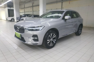 沃尔沃XC60 2024款 B5 四驱智逸豪华版