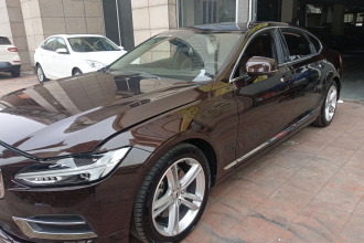 沃尔沃S90 2019款 T5 智逸版