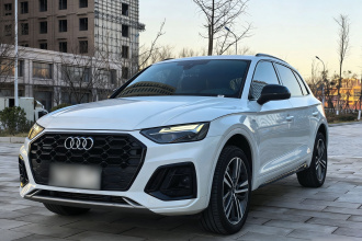 奥迪Q5L 2024款 40 TFSI 豪华动感型