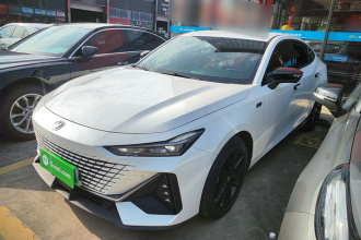 长安UNI-V 智电iDD 2023款  智电iDD 1.5T 113km智趣型