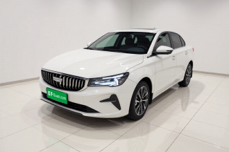吉利汽车 帝豪 2025款 第4代 1.5L CVT尊贵型