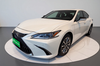 雷克萨斯ES 2022款 200 卓越版