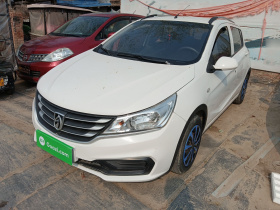 宝骏310 2016款 1.2L 手动舒适型