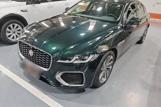 捷豹XFL 2023款 XFL 2.0T P200 两驱精英豪华版