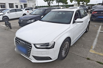 奥迪A4L 2016款 35 TFSI 典藏版 自动标准型