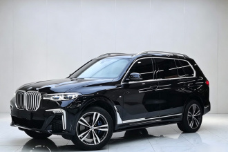 宝马X7 2022款 xDrive40i 尊享型M运动套装