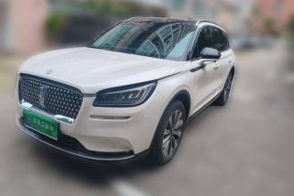 林肯 冒险家 2022款 2.0T 两驱尊雅版