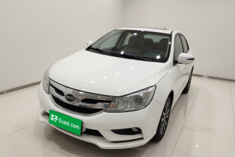 比亚迪 速锐 2015款 1.5L 手动豪华型