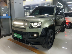 路虎卫士 2023款 改款 110 3.0T P400 X-DYNAMIC HSE