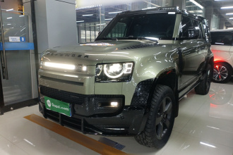 路虎卫士 2023款 改款 110 3.0T P400 X-DYNAMIC HSE