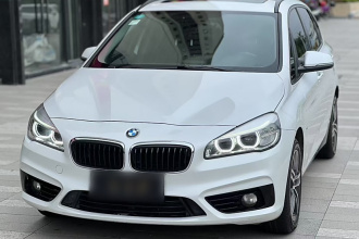 宝马2系旅行车 2016款 218i 运动设计套装