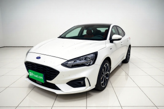 福特 福克斯 2021款 两厢 EcoBoost 180 自动ST Line