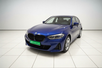 宝马1系 2021款 改款 120i M运动曜夜版