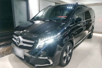 奔驰V级 2022款 V 260 L 长轴距尊贵版