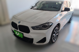 宝马X2 2021款 改款 sDrive25i M运动套装