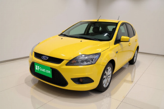 福特 福克斯 2013款 两厢经典 1.8L 手动基本型