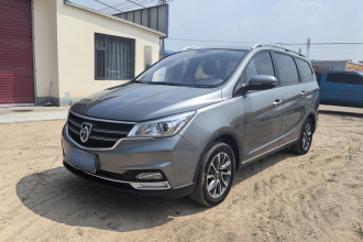 宝骏730 2019款 1.5T CVT时尚型 7座 国VI