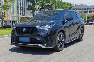 丰田 皇冠陆放 2023款 2.5L HEV四驱尊贵版