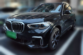 宝马X5 2022款 xDrive 40Li M运动套装