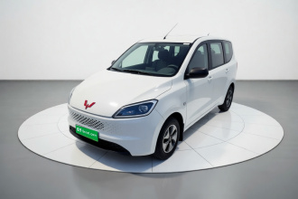 五菱汽车 五菱宏光新能源 2025款 增程式混动 50KM 舒适型