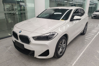 宝马X2 2022款 sDrive25i M运动套装