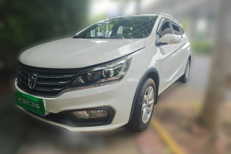 宝骏310W 2017款 1.5L 手动时尚型 国VI