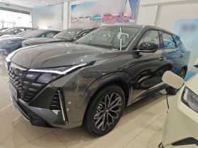 长安UNI-Z新能源 2025款 智慧新蓝鲸 125km 战舰+