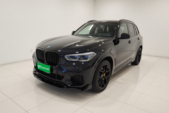 宝马X5 2022款 改款 xDrive 30Li 尊享型M运动套装
