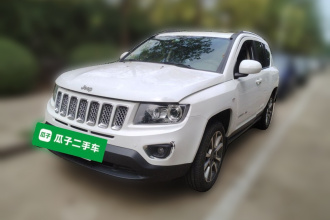 Jeep 指南者(进口) 2015款 2.0L 两驱豪华版