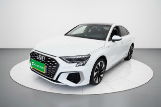 奥迪A3 2024款 A3L Limousine 35 TFSI 时尚运动型