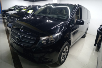 奔驰 威霆 2023款 2.0T 商务版 7座