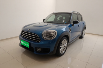 MINI Countryman 2019款 1.5T COOPER ALL4 艺术家周末旅行版