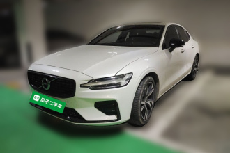 沃尔沃S60 2022款 B4 智远运动版