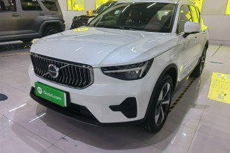 沃尔沃XC40 2024款 B4 四驱智远豪华版